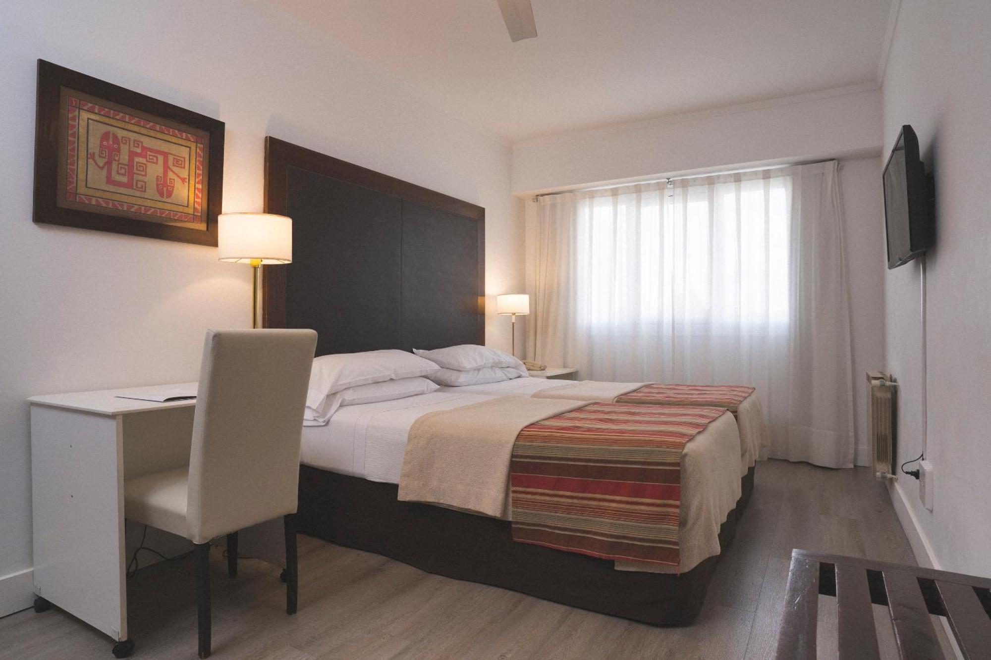 Hotel Tolosa 푸에르토마드린 객실 사진